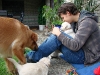 mark-und-crazy-mit-den-welpen